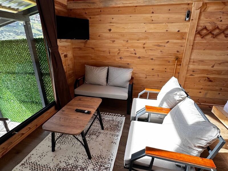 Vadi Manzaralı Özel Havuzlu Bungalov