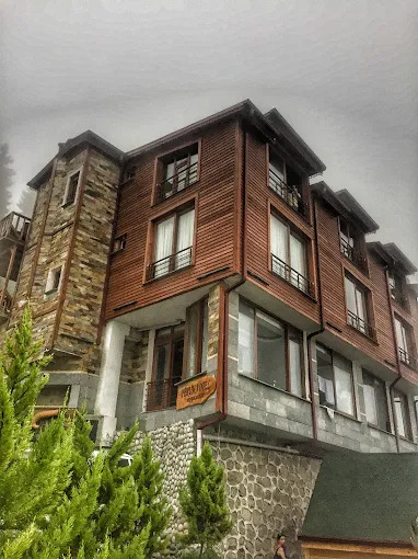 Çamlıhemşin Jakuzili ve Manzaralı Balayı Oteli