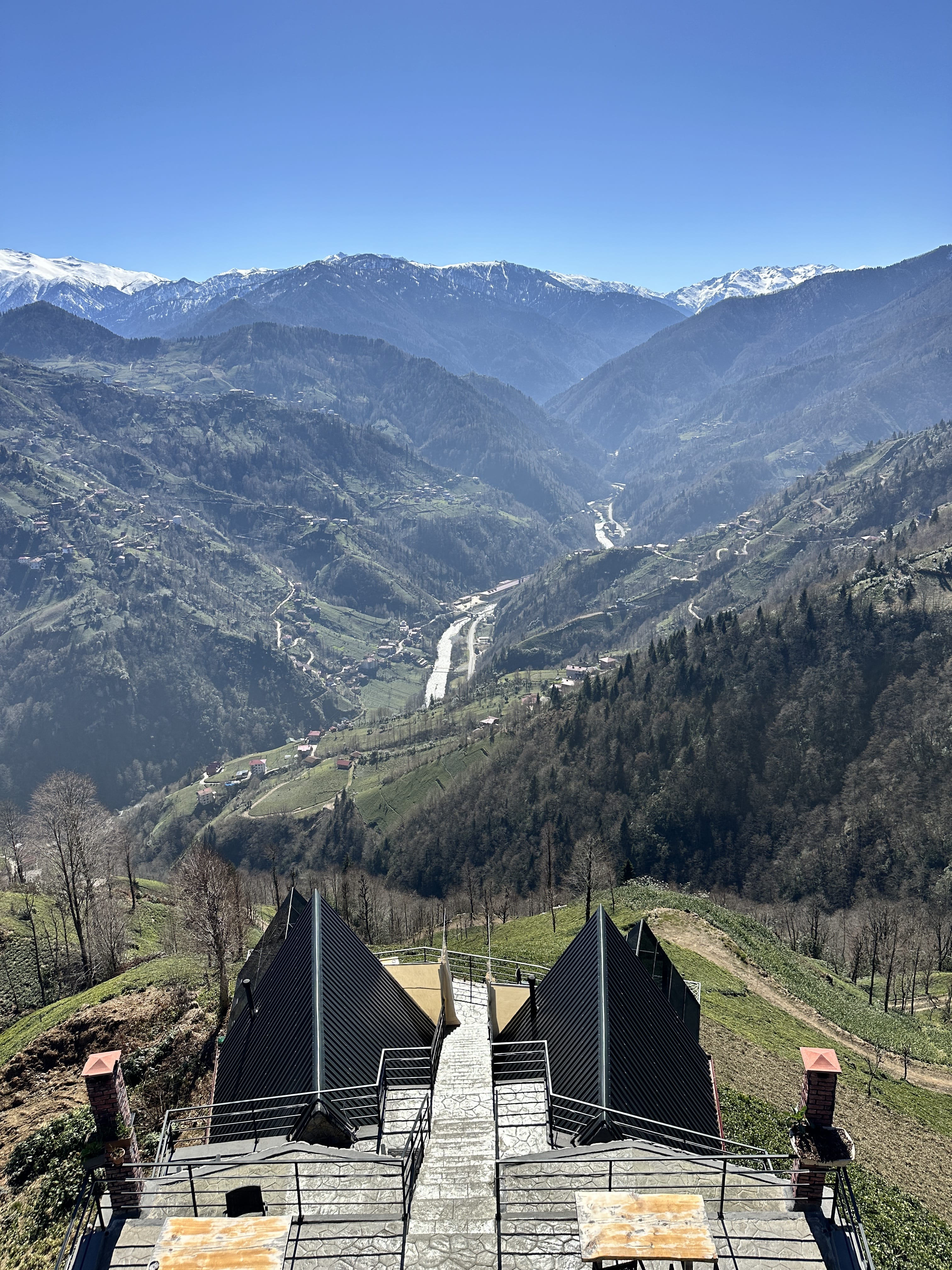 Jakuzili Zirve Dağ Evleri