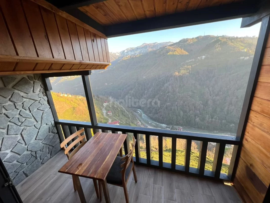 cam tavanlı balkonlu dubleks bungalov