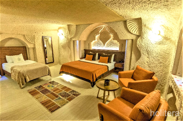 Purple Cave Suite – Honeymoon Room