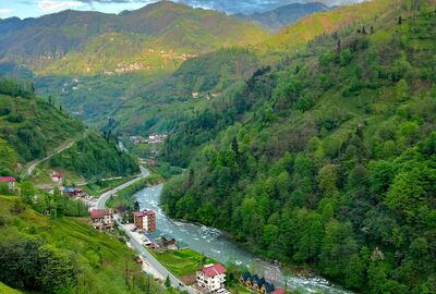 Rize Çıkışlı Ayder, Elevit Yaylası Ve Zil Kale Günübirlik Turu (Combo)