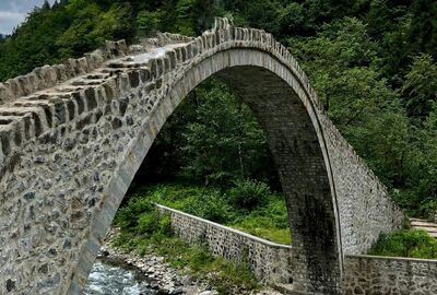 Rize Çıkışlı Ayder, Elevit Yaylası Ve Zil Kale Günübirlik Turu (Combo)